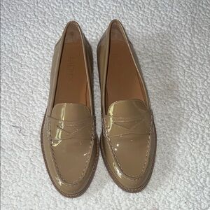 Women's Tan Loafers